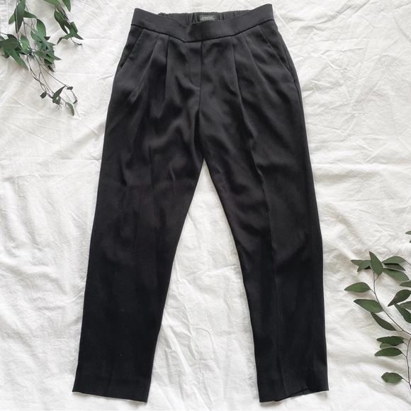 Aritzia Babaton Black Trouser Jogger Dress Pants Pleated Front Stretch Waist